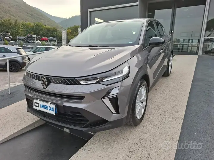 Renault Captur 2026 photo 2