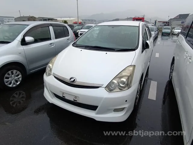 Toyota Wish 2006 photo 2