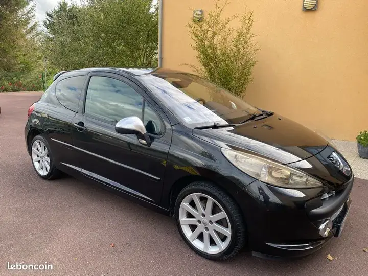 Peugeot 207 2007 photo 2