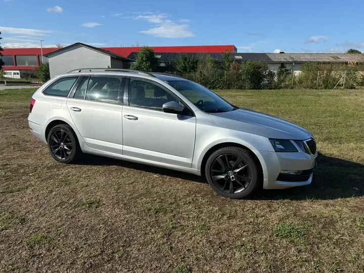 Skoda Octavia 2020 photo 2