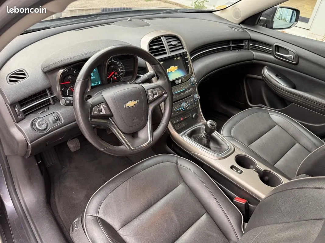 Chevrolet Malibu 2012 photo 2