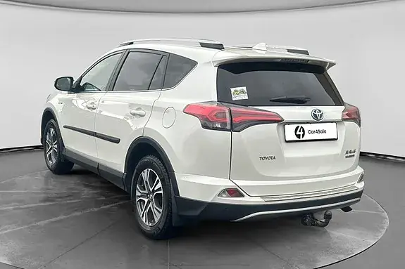 Toyota Rav4 2017 photo 3