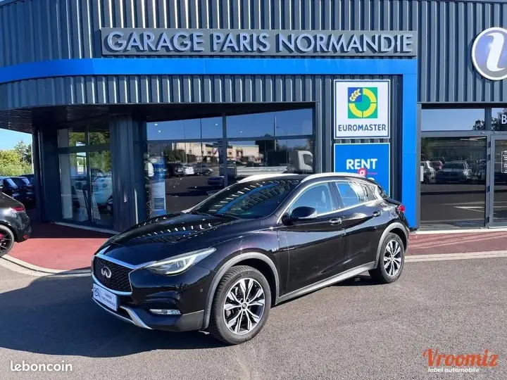 Infiniti Qx30