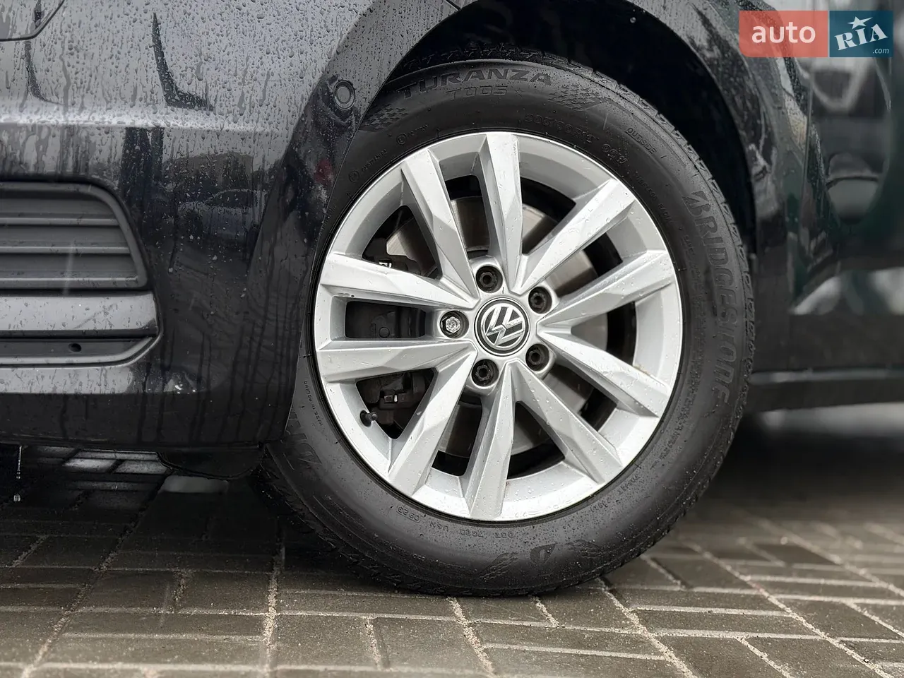 Volkswagen Touran 2016 photo 2