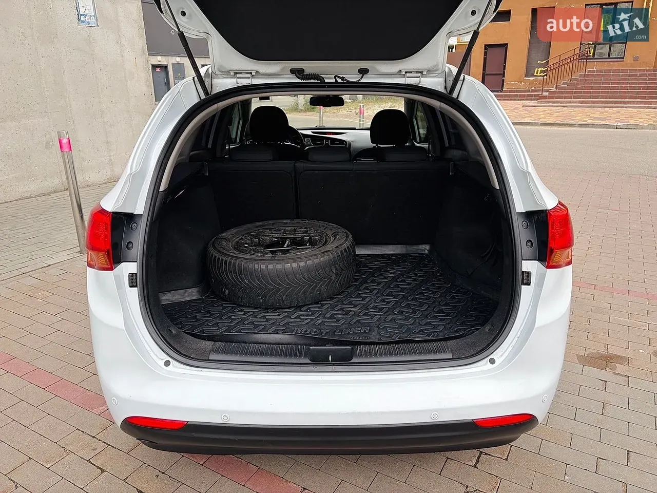 Kia Ceed 2013 photo 5