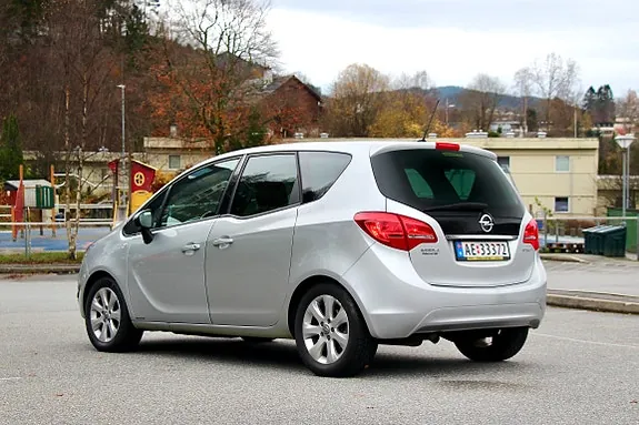 Opel Meriva 2012 photo 4
