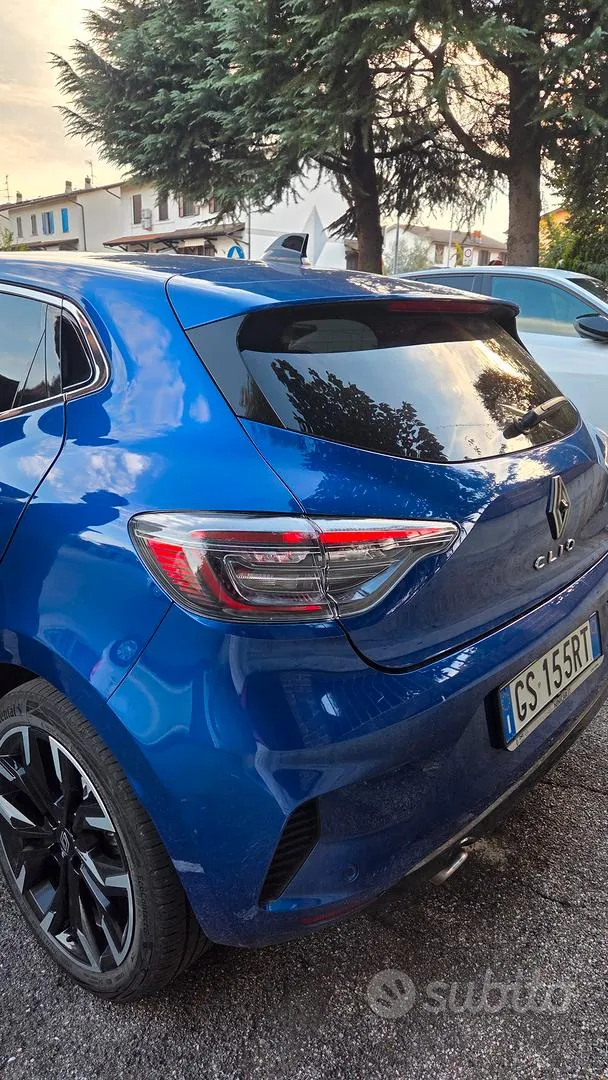 Renault Clio 2024 photo 3
