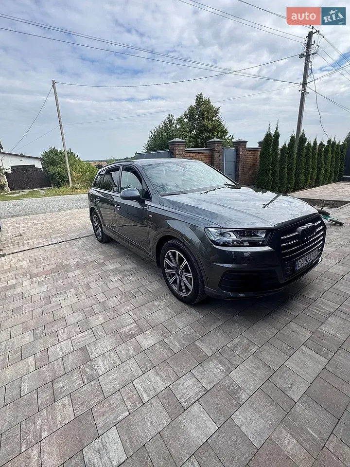 Audi Q7 2018 photo 3