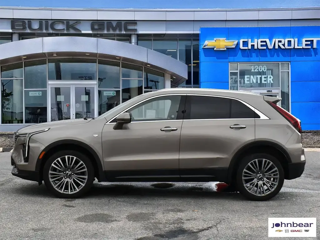 Cadillac Xt4 2024 photo 3