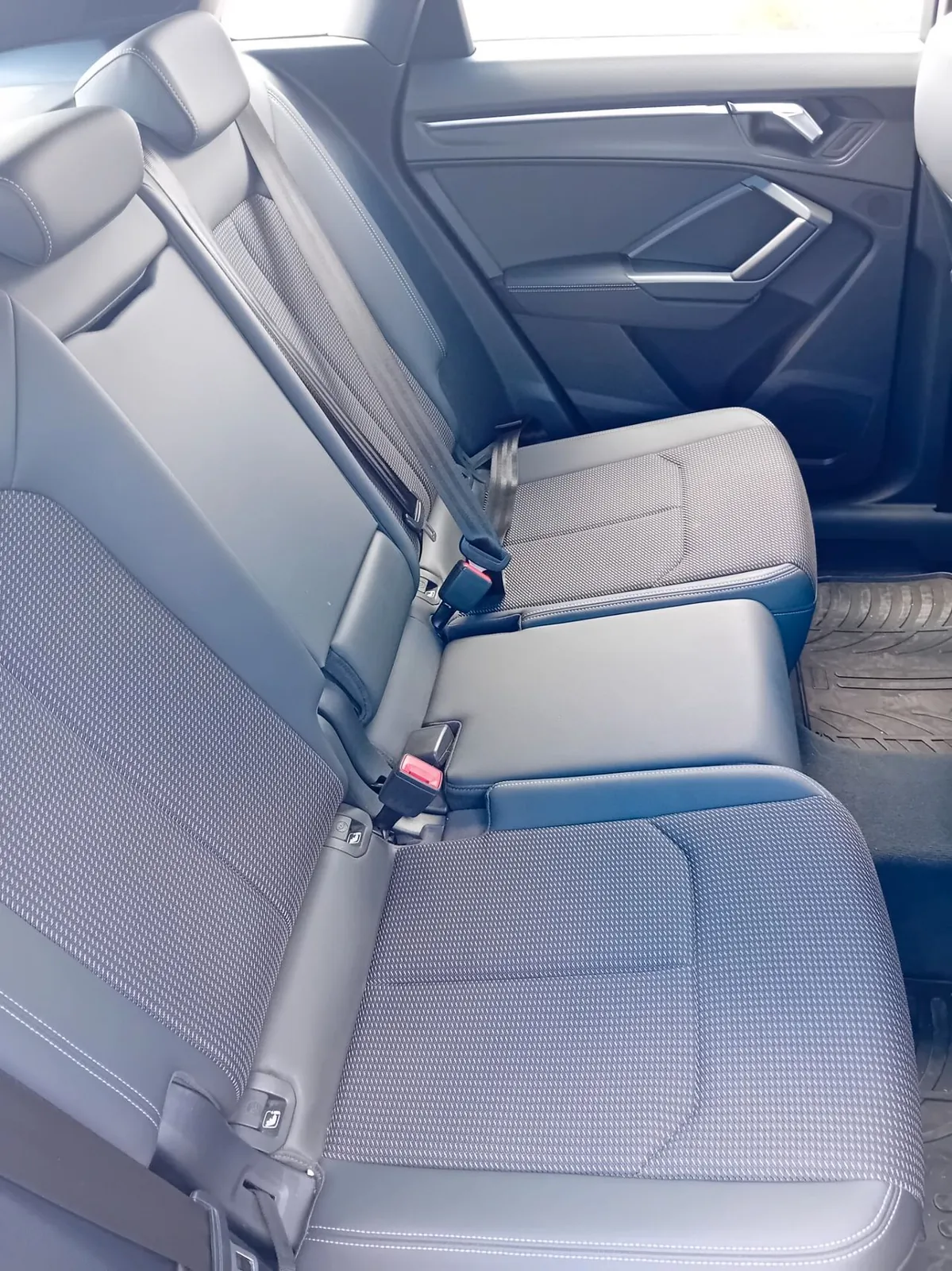 Audi Q3 2019 photo 5