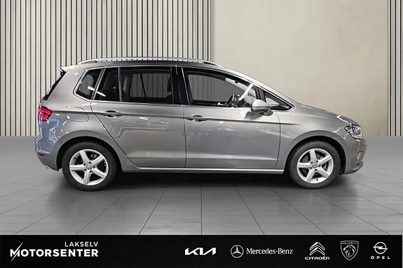 Volkswagen Golf Sportsvan 2016 photo 2