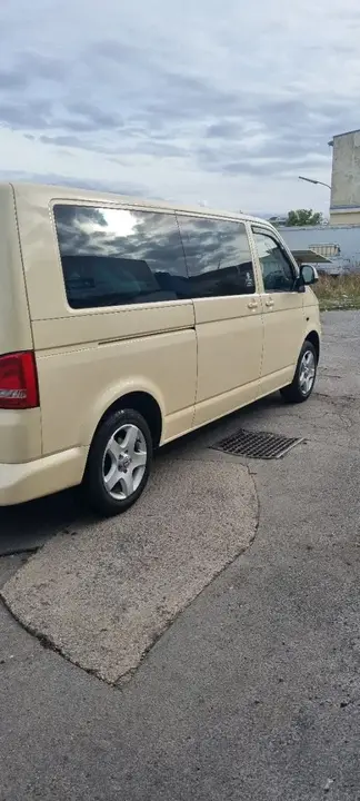 Volkswagen Caravelle