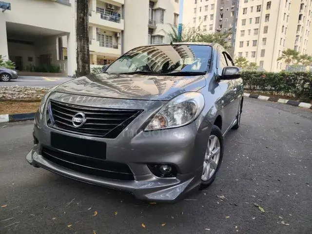 Nissan Almera