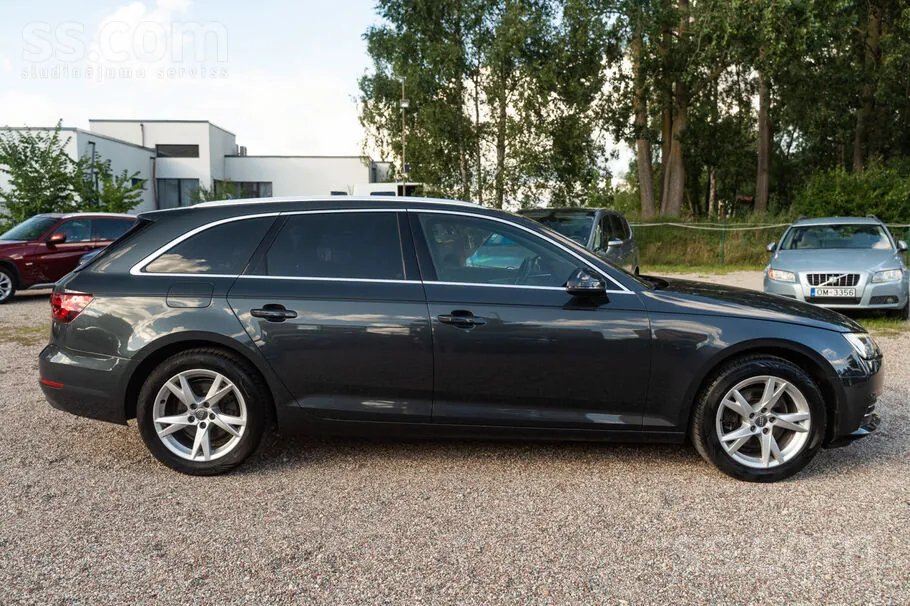 Audi A4 2017 photo 4