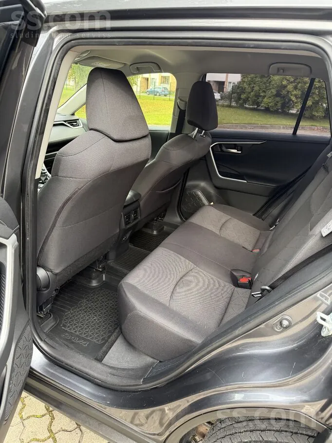 Toyota Rav4 2021 photo 5