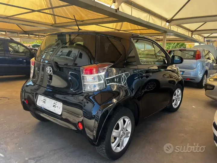 Toyota Iq 2009 photo 3