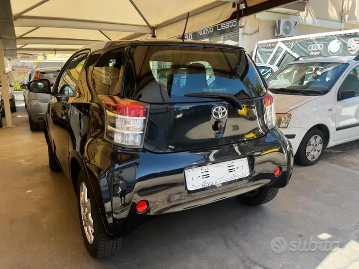 Toyota Iq 2009 photo 4
