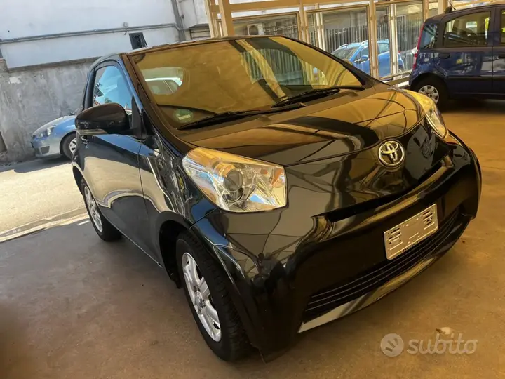 Toyota Iq 2009 photo 2