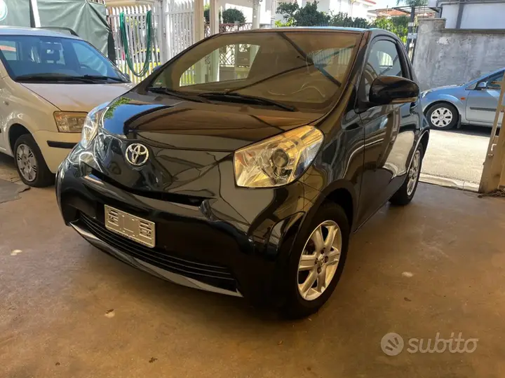 Toyota Iq