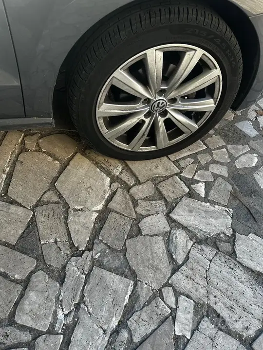Volkswagen Polo 2011 photo 4