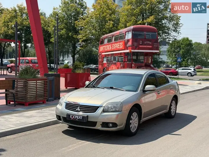 Mitsubishi Galant 2009 photo 3