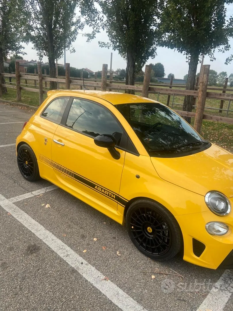 Abarth 500 2021 photo 2