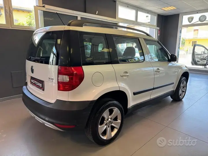 Skoda Yeti 2011 photo 3