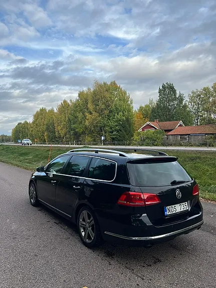 Volkswagen Passat 2013 photo 2