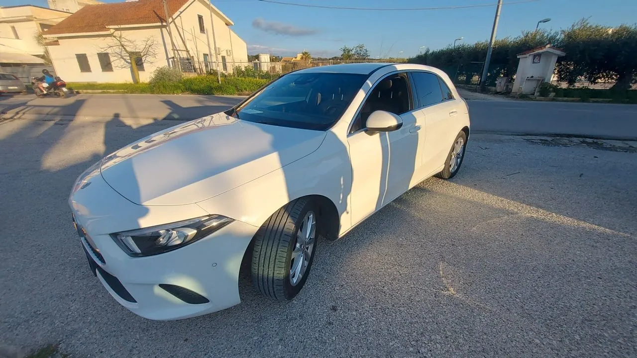 Mercedes-Benz A 200