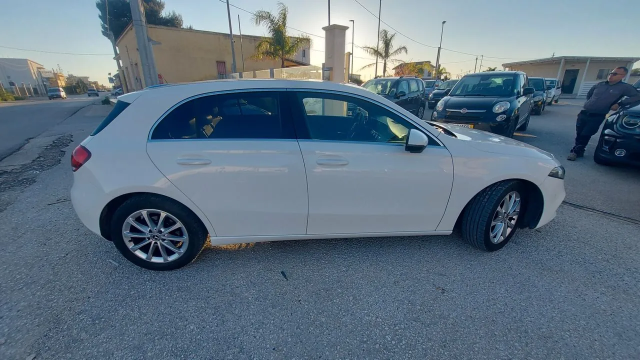 Mercedes-Benz A 200 2019 photo 4