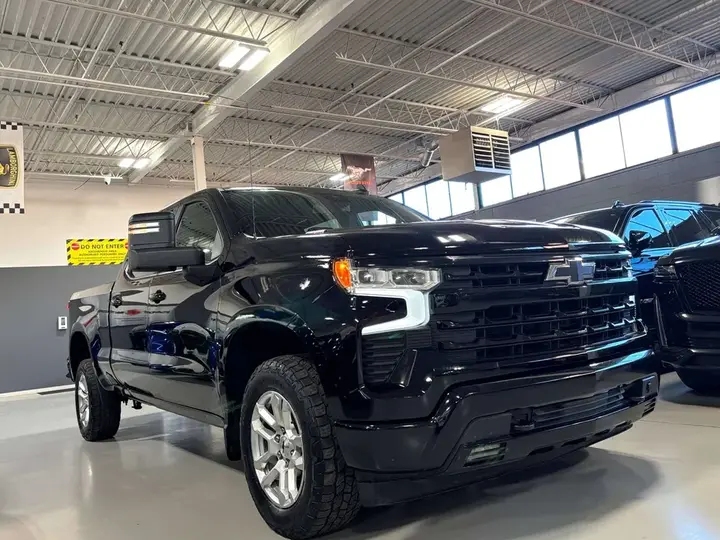 Chevrolet Silverado 1500 2022 photo 2