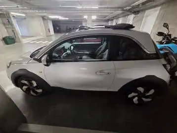 Opel Adam