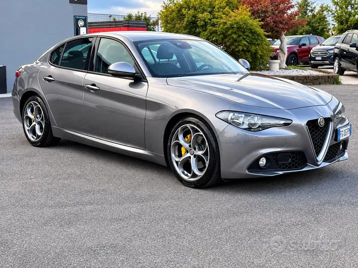 Alfa Romeo Giulia 2017 photo 3