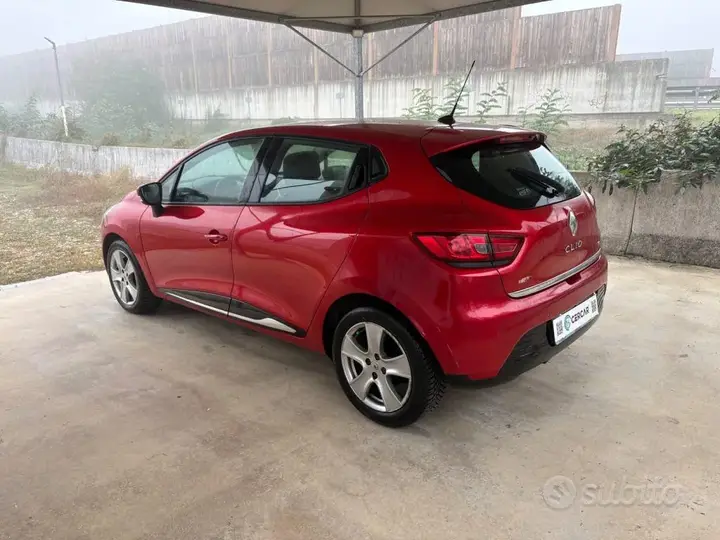 Renault Clio 2013 photo 4