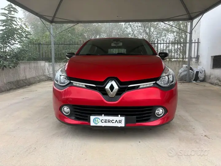 Renault Clio 2013 photo 2
