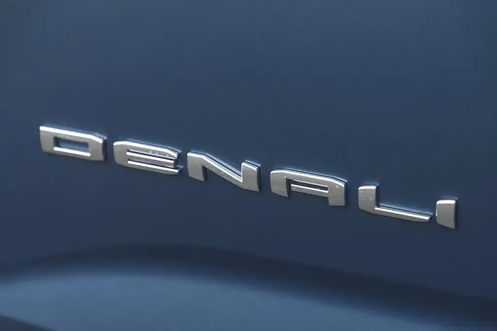GMC Terrain 2027 photo 4