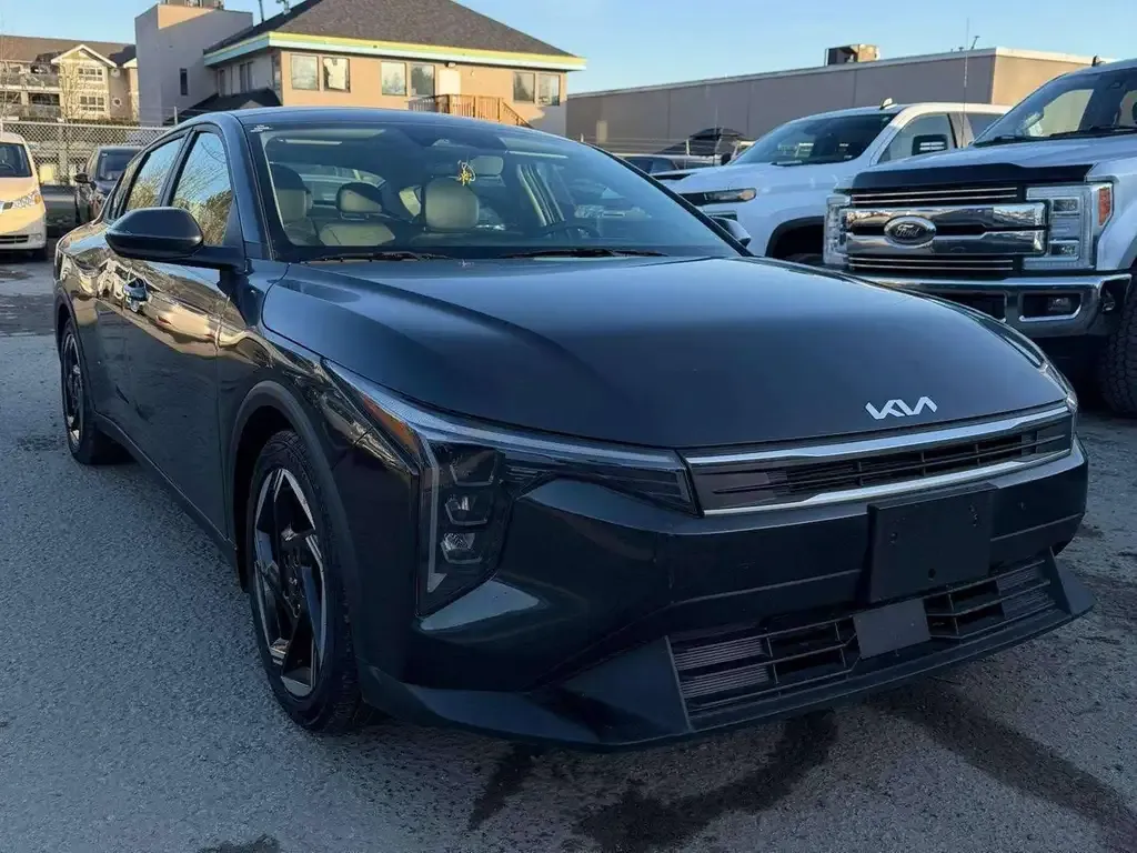 Kia K4