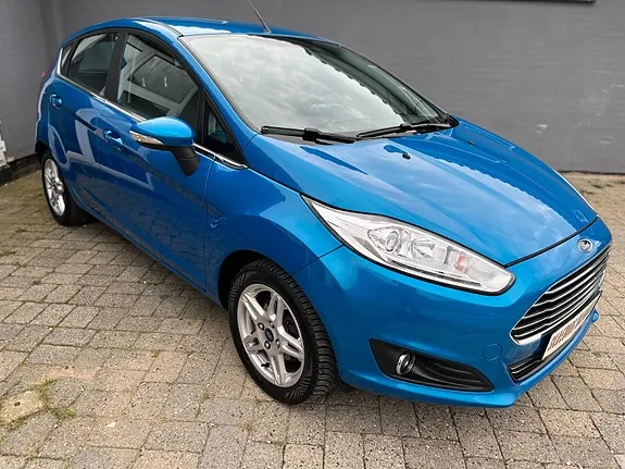 Ford Fiesta 2015 photo 2