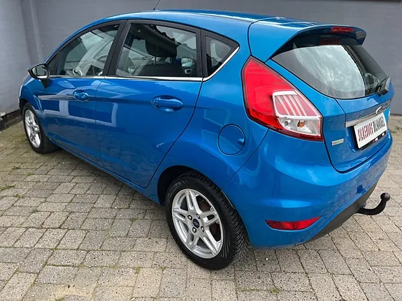 Ford Fiesta 2015 photo 5