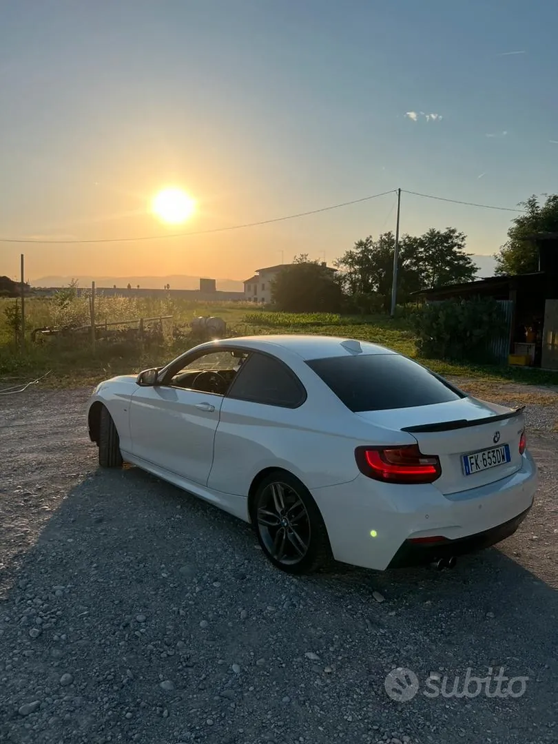 BMW 220I 2017 photo 2