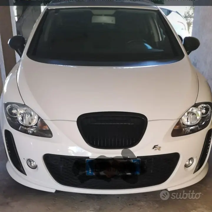 Seat Leon 2011 photo 4