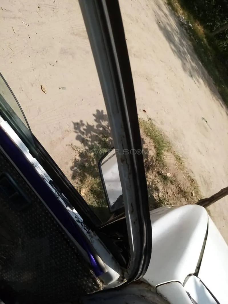 Kia Classic