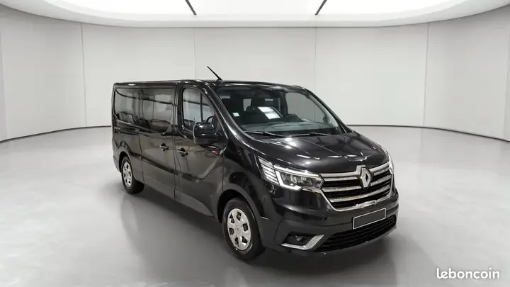 Renault Trafic 2022 photo 3