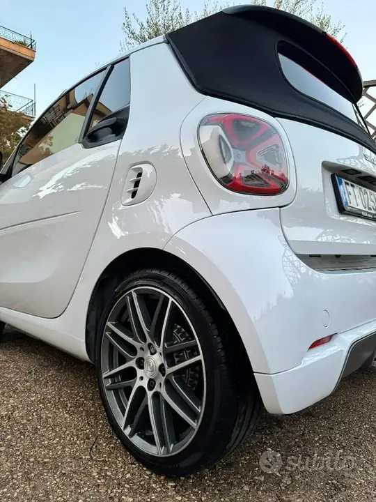 Smart Fortwo 2018 photo 2