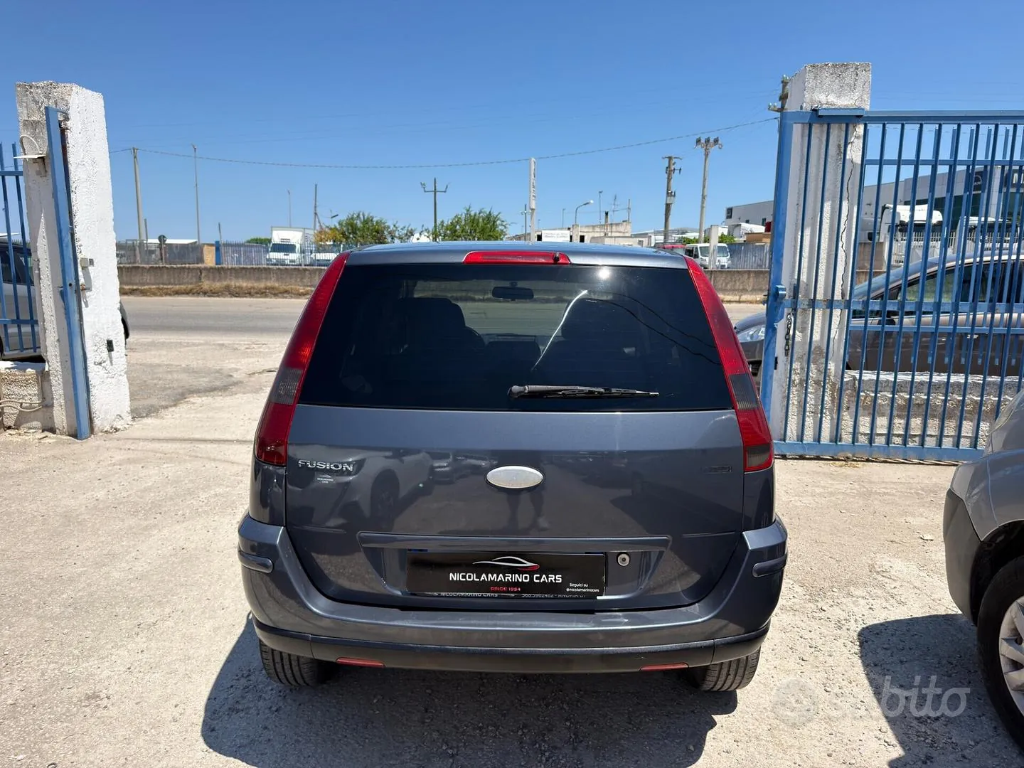 Ford Fusion 2004 photo 5