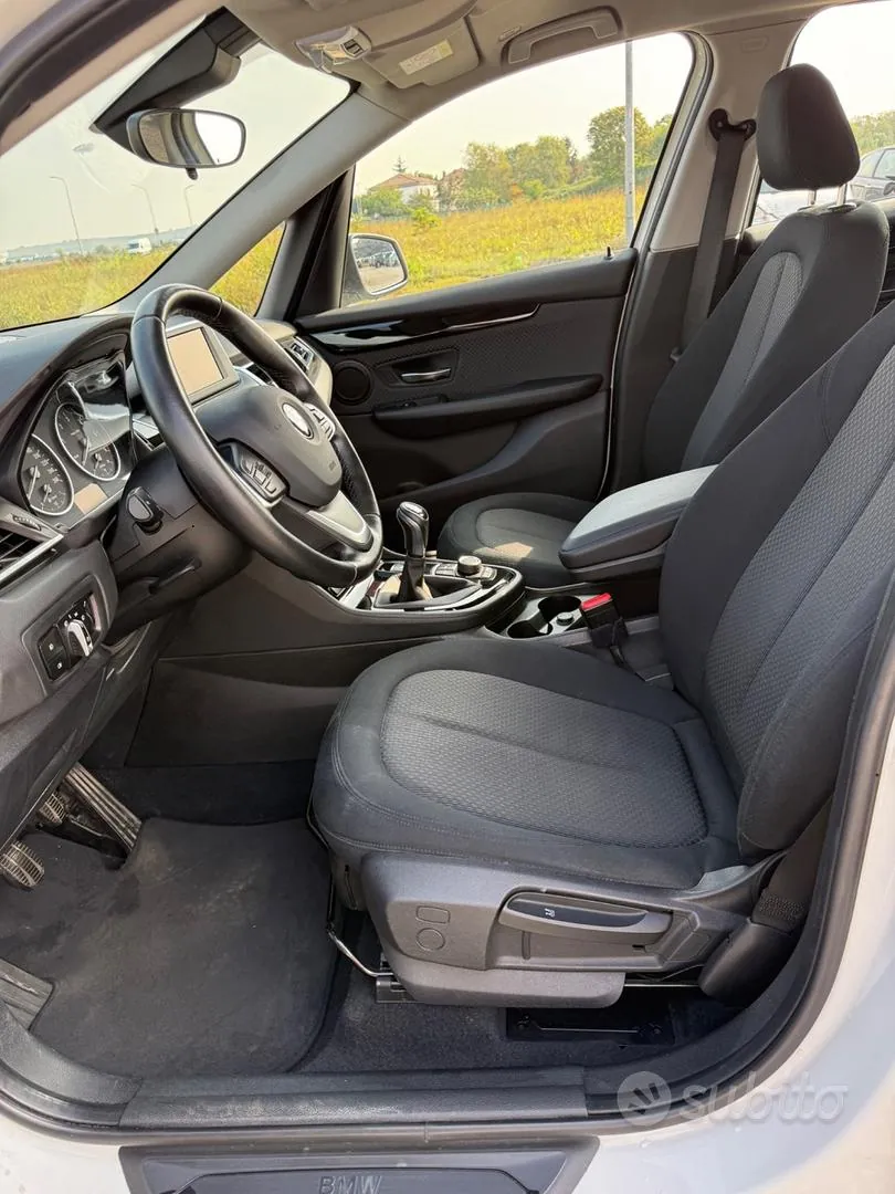 BMW 2 Series Active Tourer 2017 photo 5