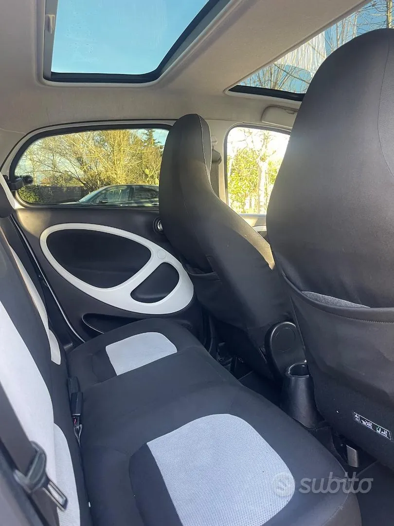 Smart Forfour 2015 photo 5