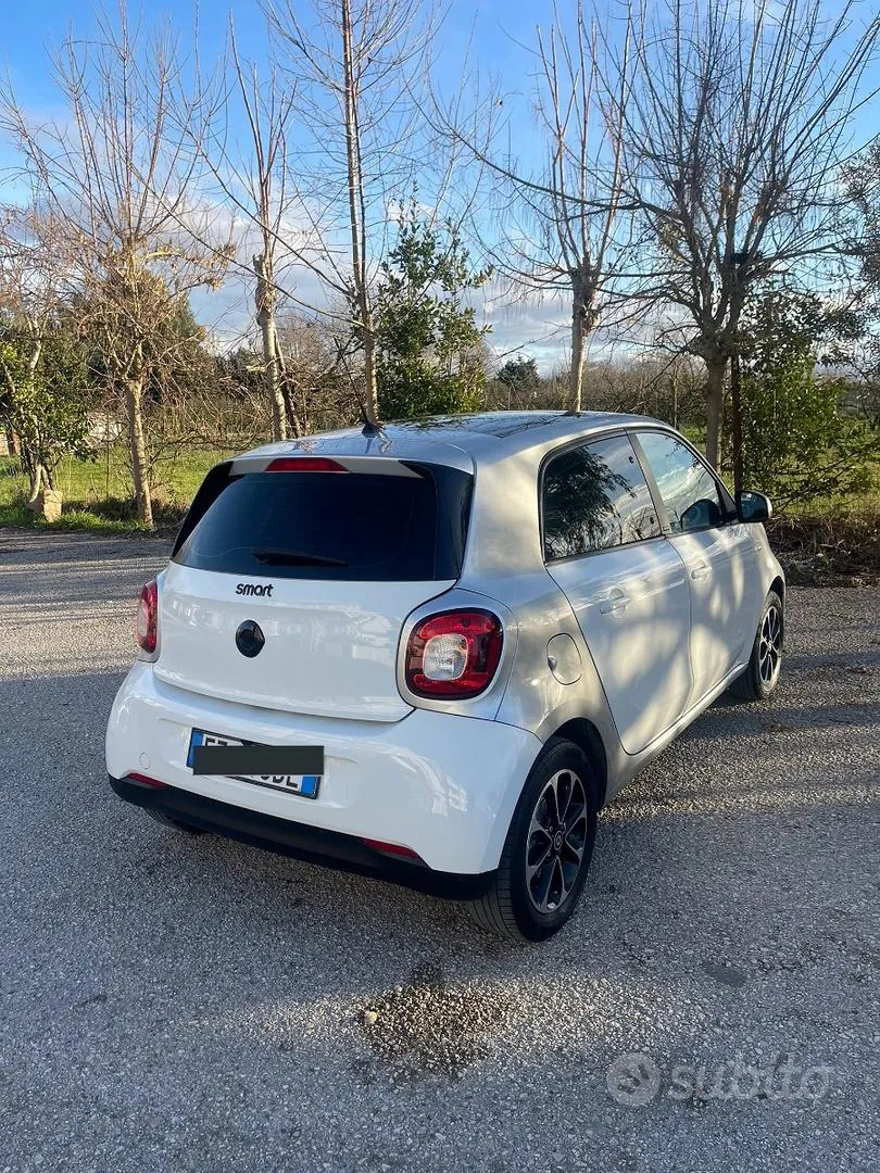 Smart Forfour 2015 photo 3