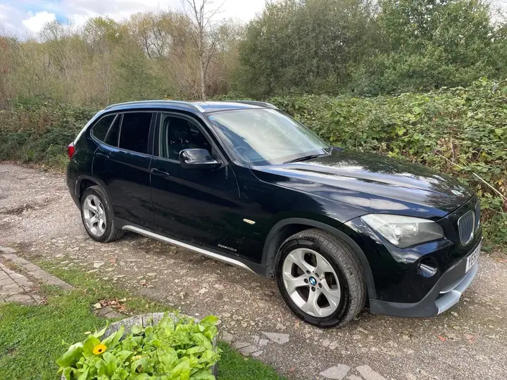 BMW X1 2010 photo 2