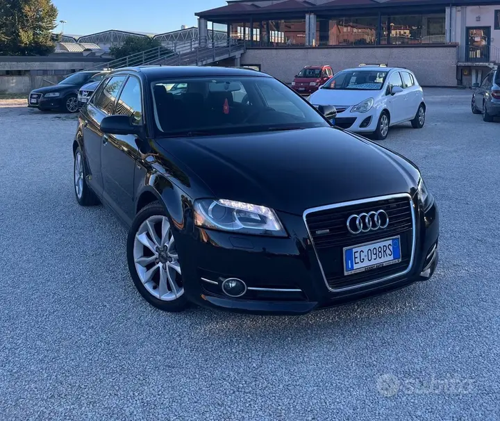 Audi A3 2011 photo 2